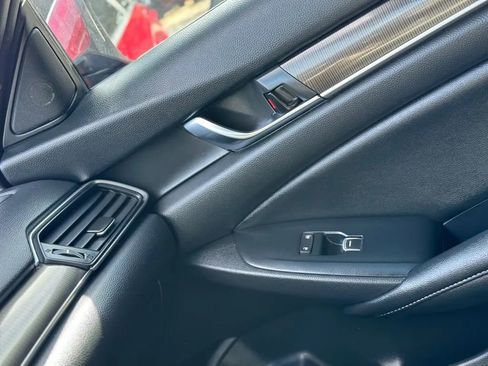 Used 2019 Honda Accord Sport image 26