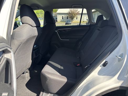 Certified 2024 Toyota RAV4 LE AWD/4WD image 14