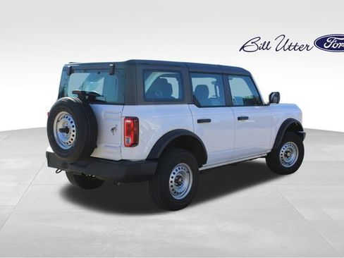 New 2025 Ford Bronco 4-Door image 3