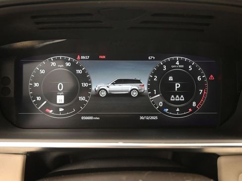 Used 2020 Land Rover Range Rover Sport HST image 12