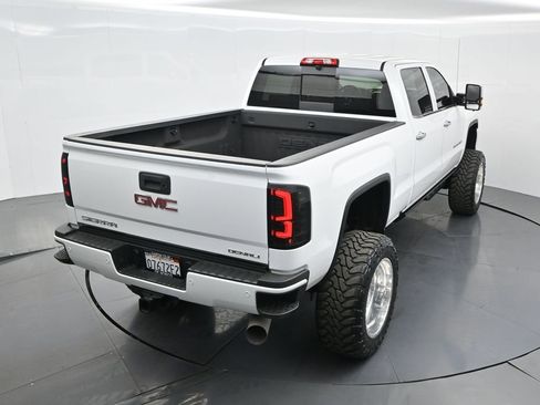 Used 2017 GMC Sierra 2500 Denali w/ Duramax Plus Package image 53