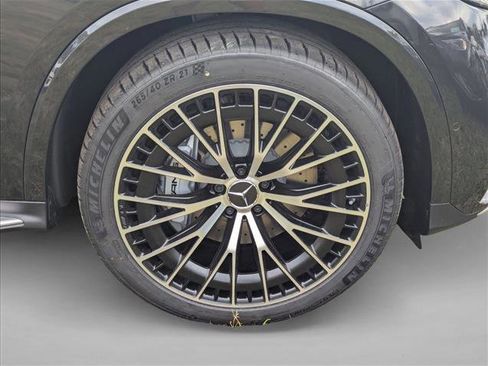 New 2026 Mercedes-Benz GLC 43 AMG 4MATIC Coupe image 9