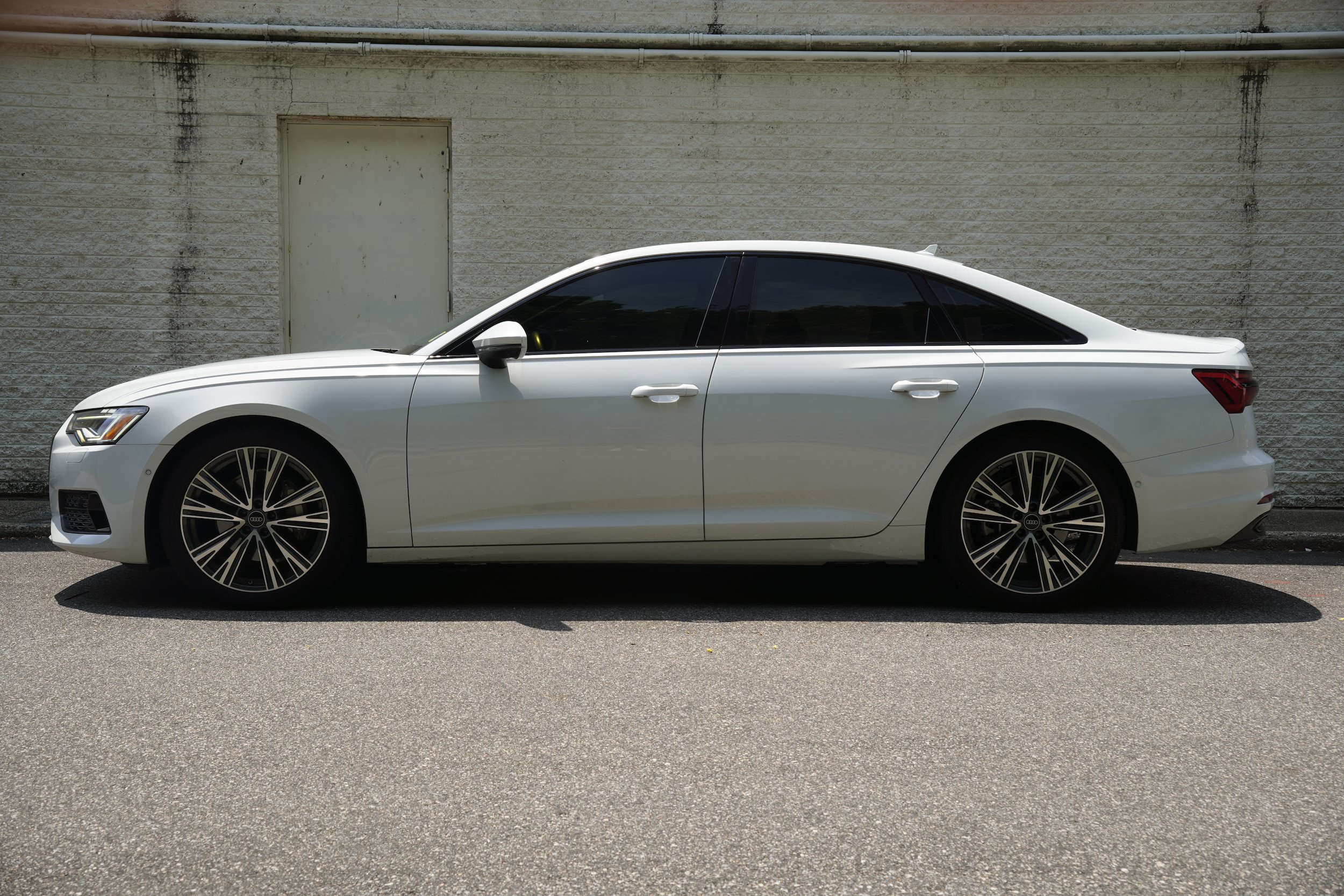 Used 2023 Audi A6 Premium Plus w/ Premium Plus Package AWD/4WD image 4