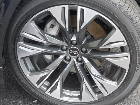 New 2026 Audi Q8 Premium Plus image 31