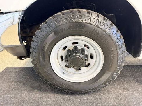 Used 2003 Ford F250 XL RWD image 13