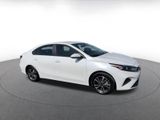 Used 2024 Kia Forte LXS image 2