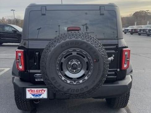 New 2025 Ford Bronco Outer Banks w/ Sasquatch Package image 7