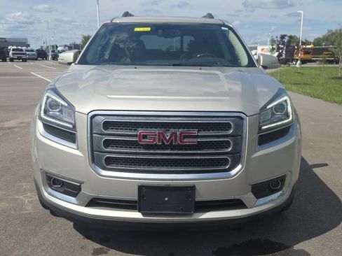 Used 2017 GMC Acadia Limited SLT FWD image 3