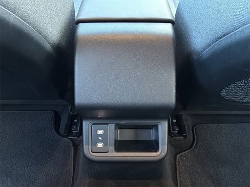 Used 2025 Kia K4 EX image 17