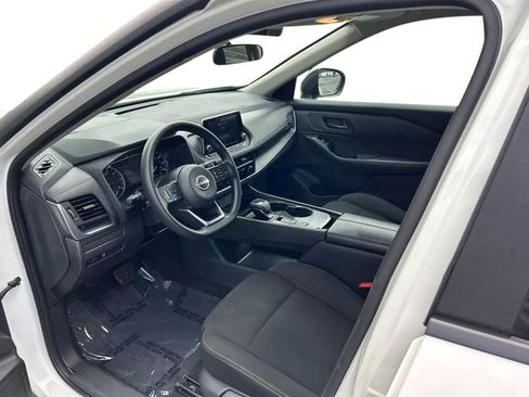 Used 2024 Nissan Rogue S FWD image 13