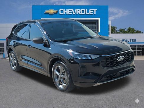 Used 2023 Ford Escape ST-Line w/ Tech Pack #1 FWD image 8