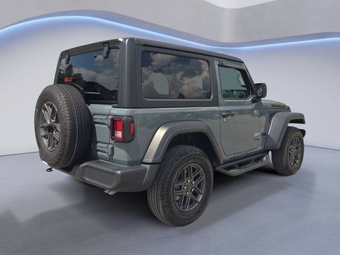 Used 2024 Jeep Wrangler Sport AWD/4WD image 6