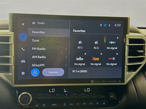 Used 2023 Toyota Tundra Platinum image 7