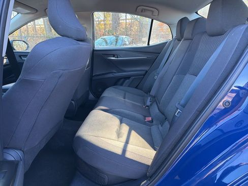 Used 2025 Toyota Camry SE image 25
