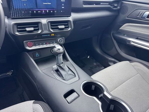 Used 2025 Ford Mustang GT RWD image 27