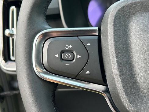 Used 2023 Volvo XC40 Recharge Ultimate AWD/4WD image 20