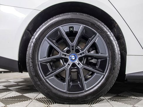 Used 2023 BMW i4 eDrive40 RWD image 38