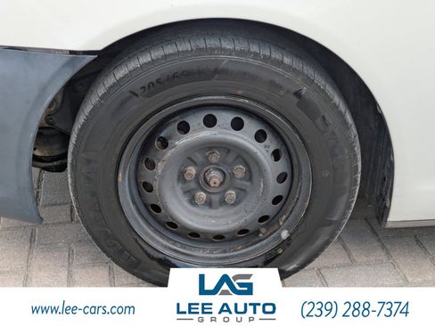 Used 2002 Toyota Camry LE image 8