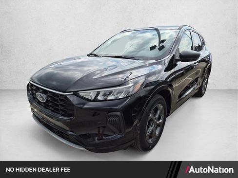 Used 2023 Ford Escape ST-Line w/ Tech Pack #1 AWD/4WD image 1