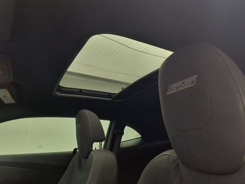 Used 2014 Chevrolet Camaro SS RWD image 20