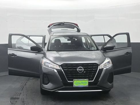Used 2024 Nissan Kicks S FWD image 35