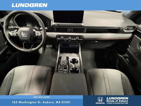 New 2026 Honda Pilot Sport image 3