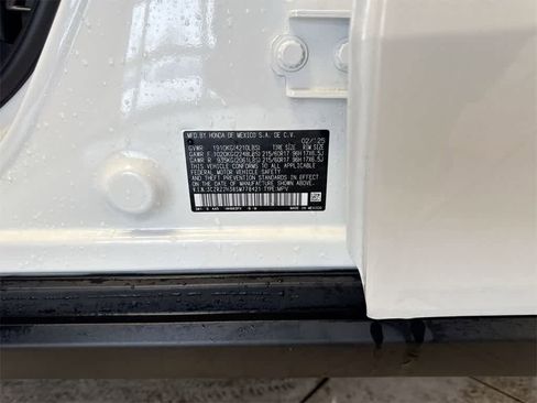 Certified 2025 Honda HR-V LX image 35