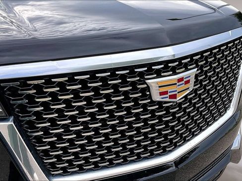 Used 2023 Cadillac Escalade ESV Premium Luxury AWD/4WD image 31