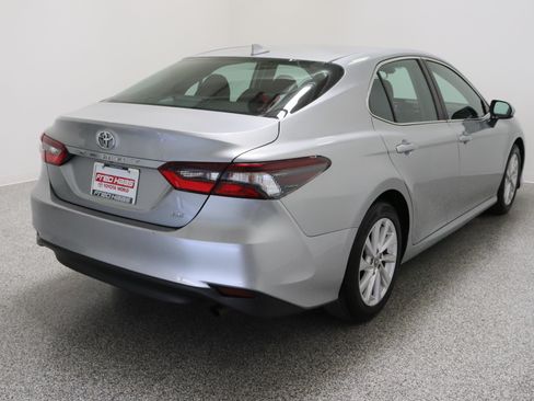 Used 2024 Toyota Camry LE FWD image 7