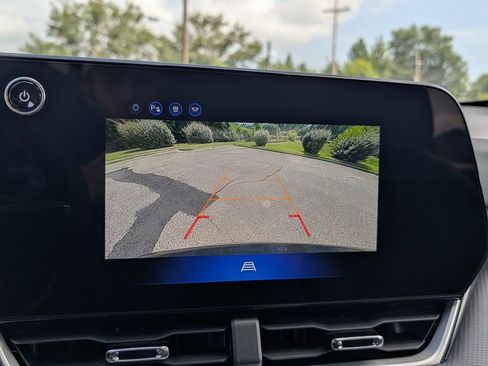 New 2027 Chevrolet Equinox LT FWD image 25
