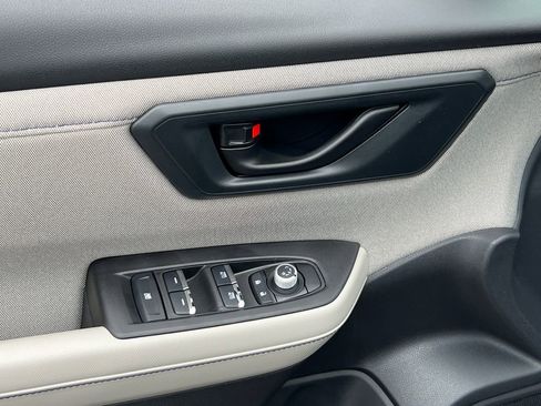 New 2026 Subaru Forester Premium AWD/4WD image 17