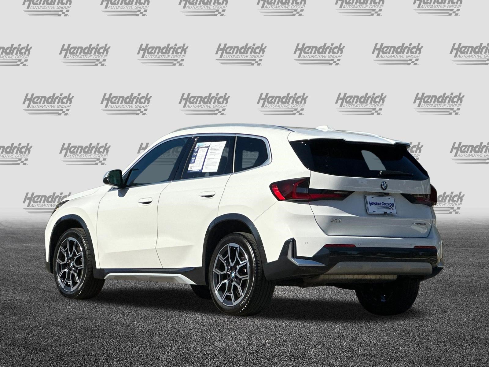 Used 2023 BMW X1 xDrive28i w/ Convenience Package AWD/4WD image 7