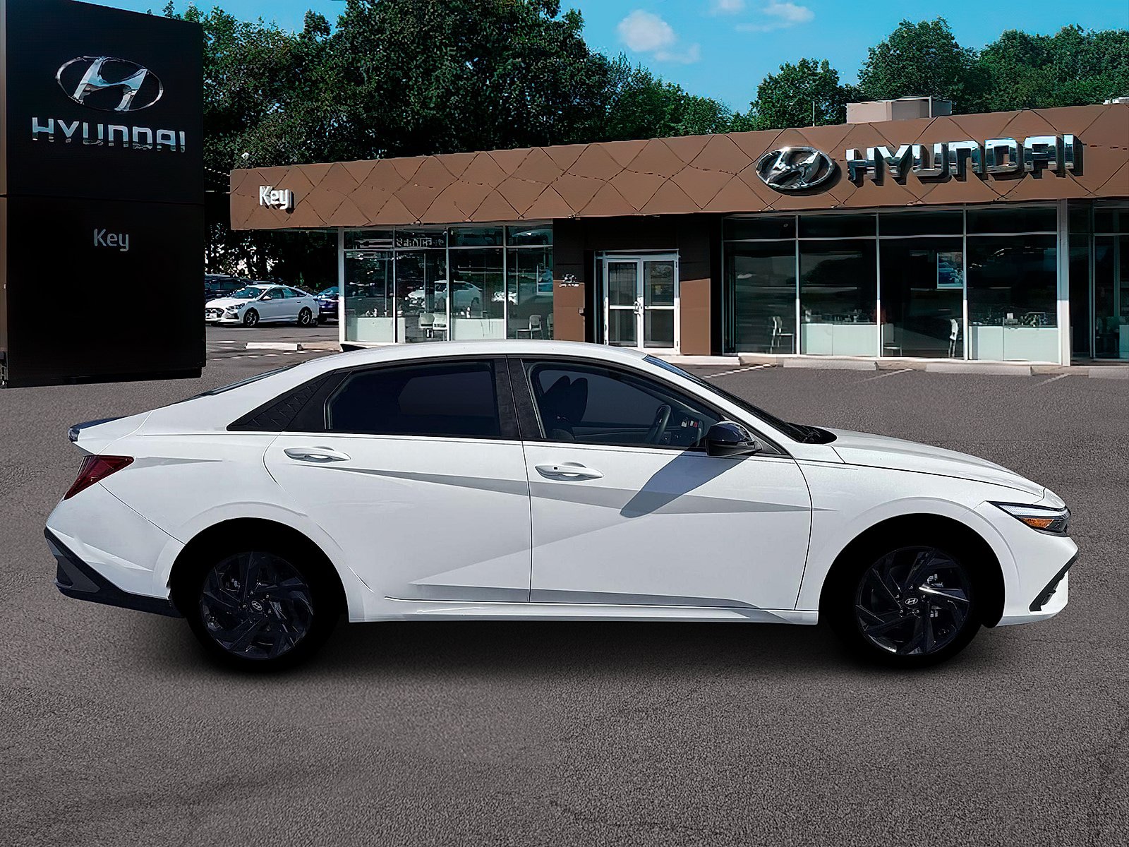 New 2026 Hyundai Elantra SEL FWD image 10