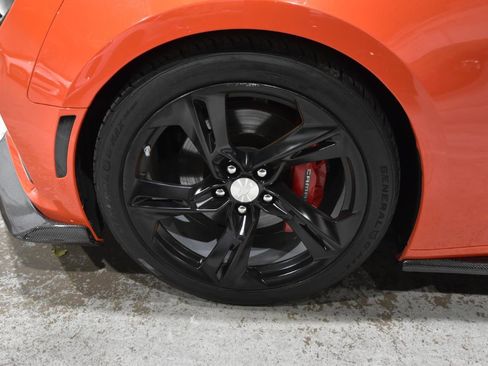 Used 2019 Chevrolet Camaro SS RWD image 59