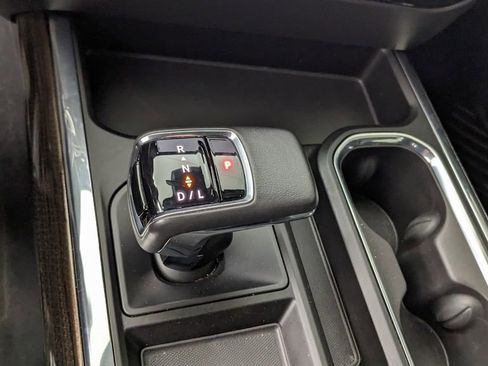 Used 2022 Chevrolet Silverado 1500 LT Trail Boss w/ Convenience Package II image 30