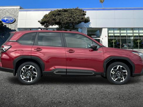 New 2025 Subaru Forester Limited image 3
