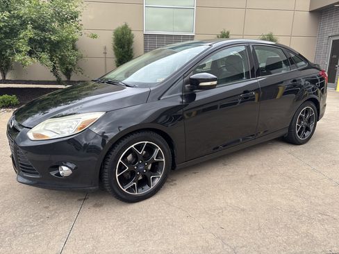 Used 2013 Ford Focus SE FWD image 8