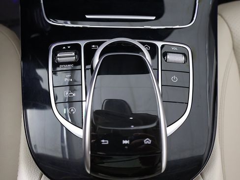 Used 2017 Mercedes-Benz E 300 4MATIC image 54