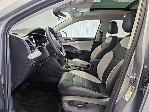 Certified 2025 Volkswagen Taos SEL w/ Black Wheel Plus Package AWD/4WD image 16