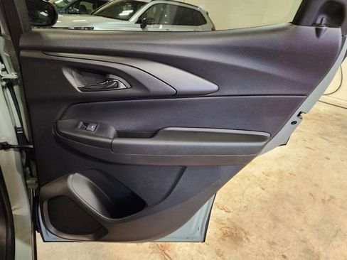 Certified 2024 Chevrolet TrailBlazer RS w/ Convenience Package image 30