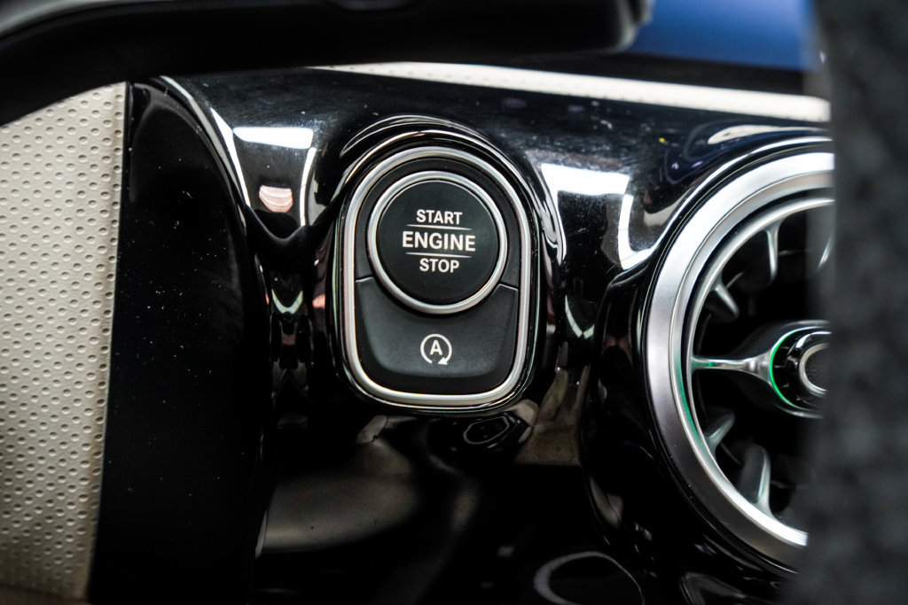Used 2022 Mercedes-Benz CLA 250 4MATIC image 38
