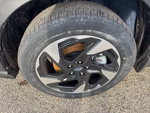 New 2026 Subaru Crosstrek 2.5i Limited image 3