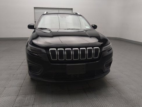 Used 2021 Jeep Cherokee Latitude FWD image 14