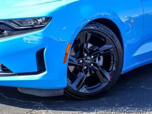 Certified 2022 Chevrolet Camaro LT w/ RS Package RWD image 5