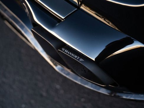 Used 2023 Rolls-Royce Cullinan Black Badge image 30