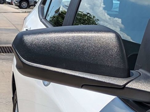 Used 2020 Chevrolet Equinox LS FWD image 12