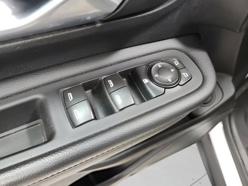 Used 2020 GMC Terrain SLE w/ Driver Convenience Package image 24