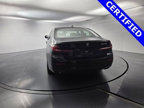 Certified 2023 BMW 530e w/ Premium Package image 9