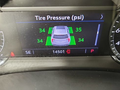 Used 2025 Cadillac XT6 Premium Luxury FWD image 27