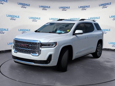 Used 2021 GMC Acadia Denali w/ Denali Technology Package FWD image 11